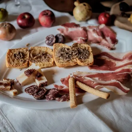 Delle Storie * Mercato Vecchio